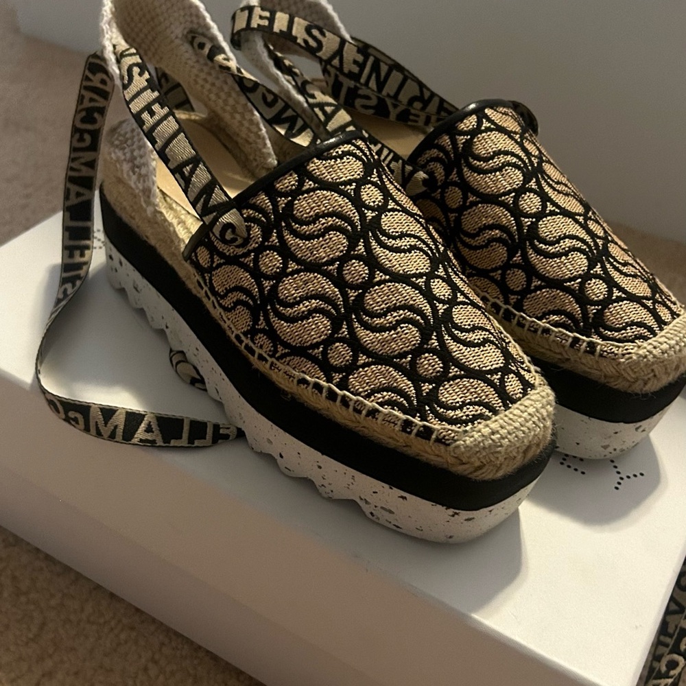 Stella McCartney Tan and Black Espadrilles with Platform Sole